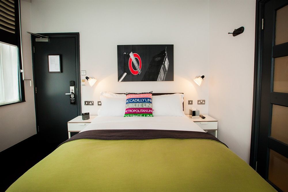 The Wellington Hotel ลอนดอน ภายนอก รูปภาพ