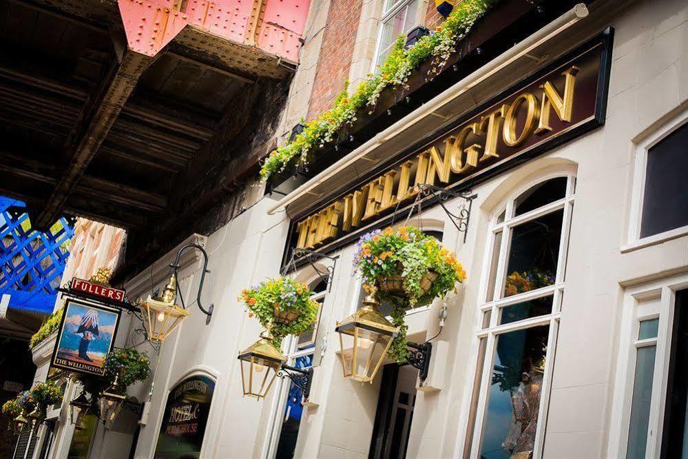 The Wellington Hotel ลอนดอน ภายนอก รูปภาพ